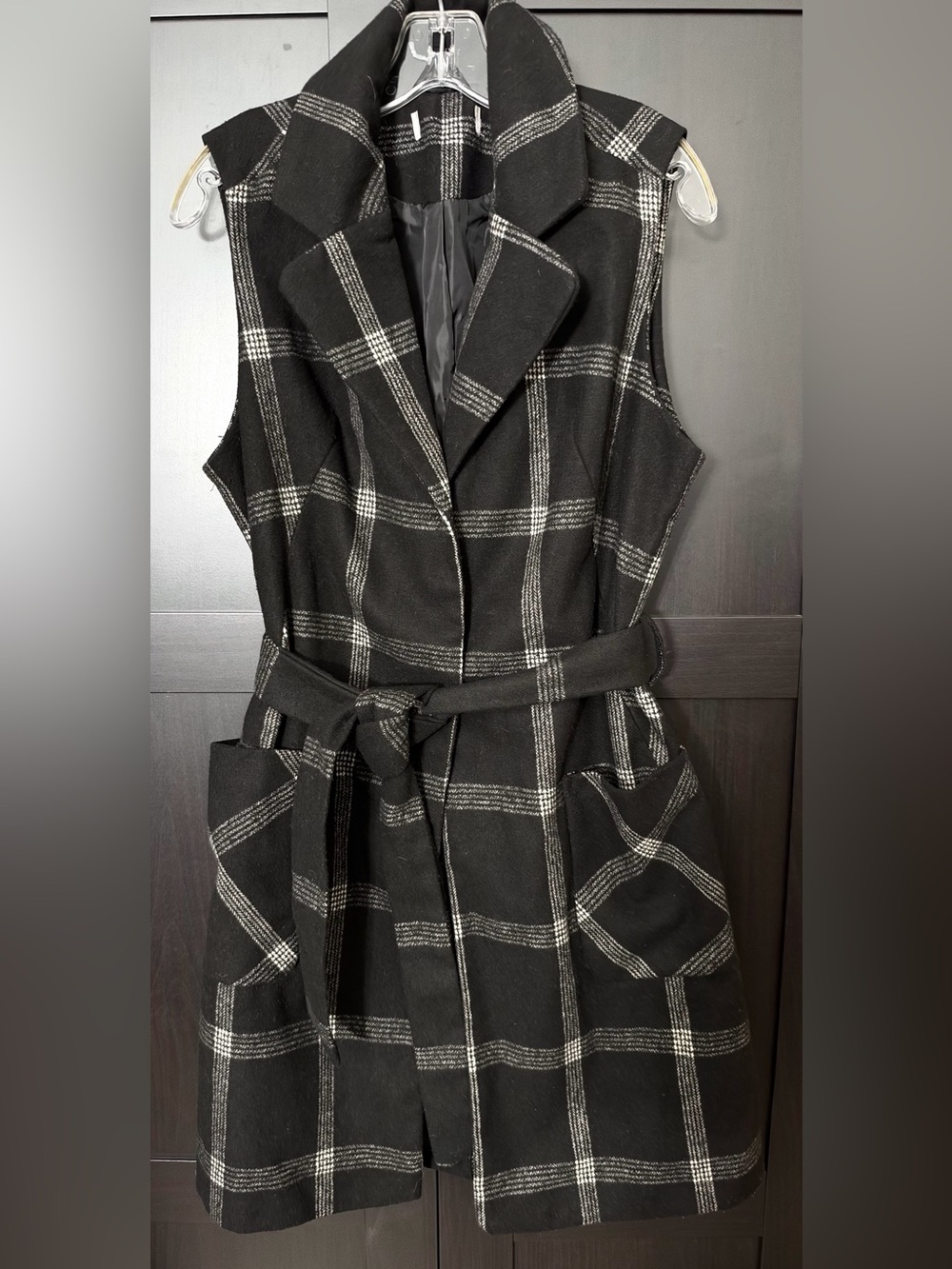 Womens Black & White Plaid Wool Blend Sleeveless Belted Vest Coat M